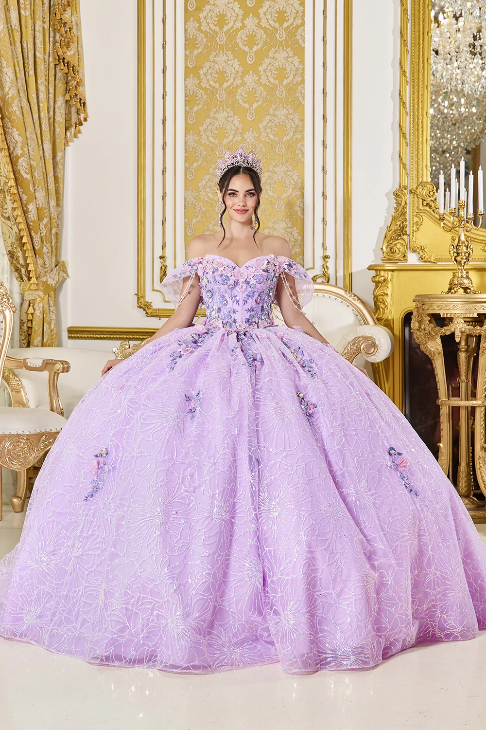 Dress Embroidered floral  Quinceañera Dress, color Lilac